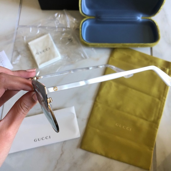 🔥NEW GUCCI CAT EYE SUNGLASSES 🔥 - Picture 7 of 16